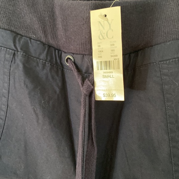 New navy blue slim low waist crop pants w/tie waistband-smoke free home - Picture 2 of 3